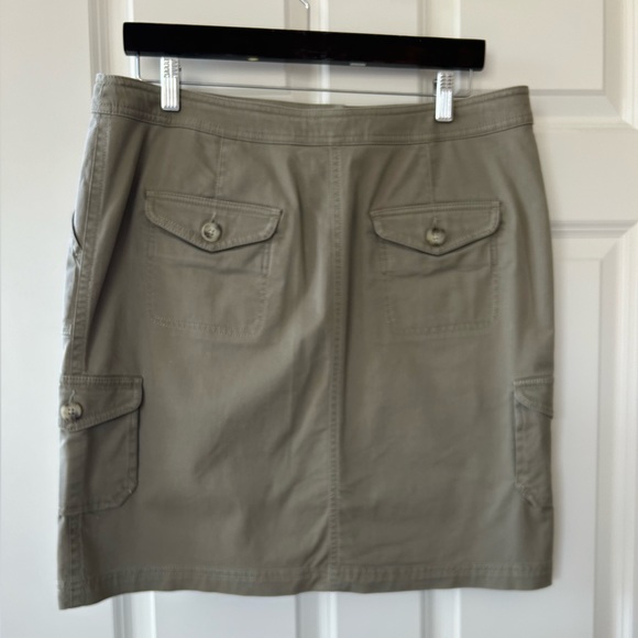 L.L. Bean Cargo Skirt - Picture 2 of 8